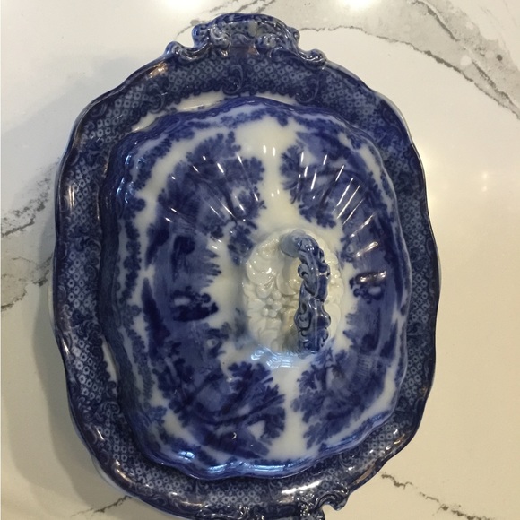 Vintage Flow Blue Covered Dish stamped & numbered - Picture 10 of 11